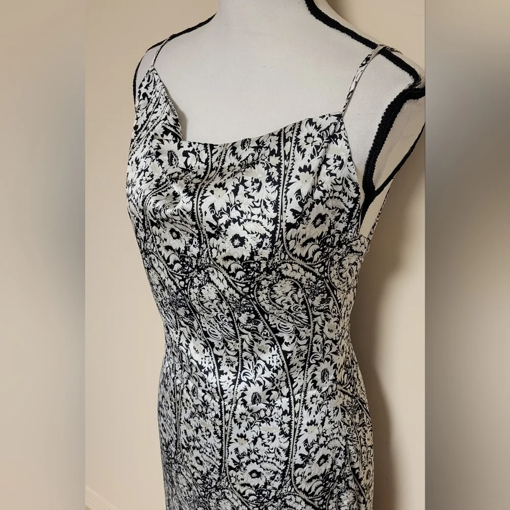 NWT Elliatt Autonomy Maxi Dress - Picture 7 of 9